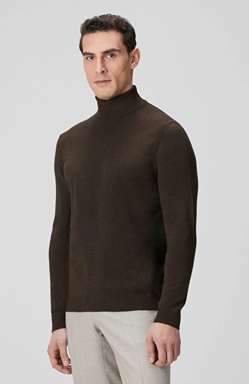 MEN'S Brown Turtleneck Knit Sweater