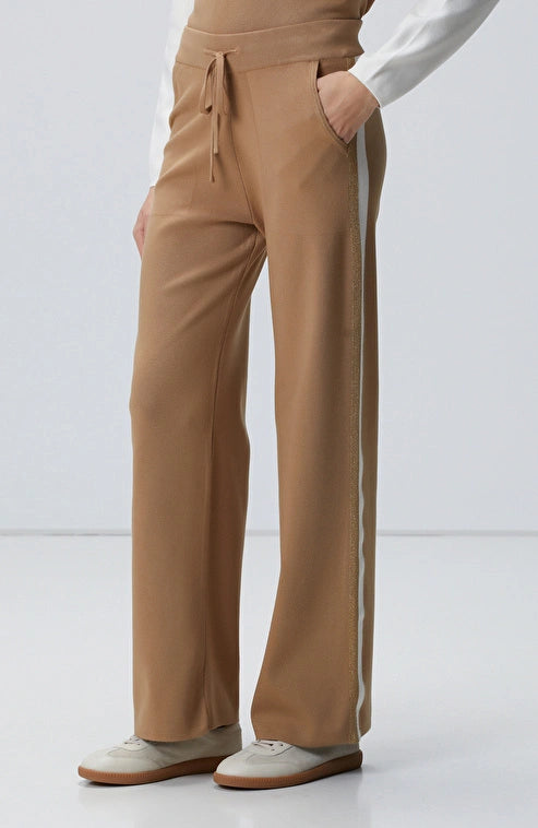 WOMEN'S Camel Off-White Knitted Trousers