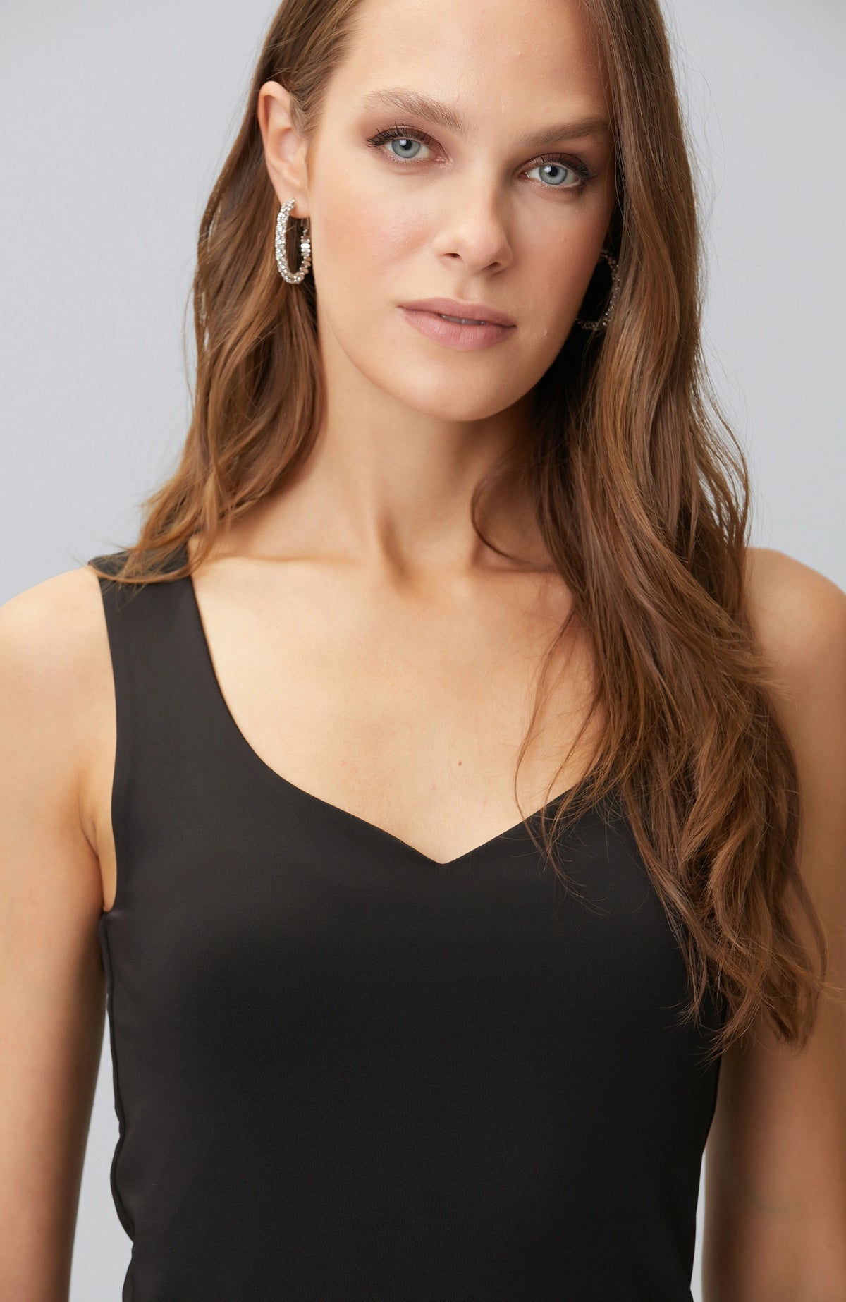 WOMEN'S KNITTED UNDERSHIRT