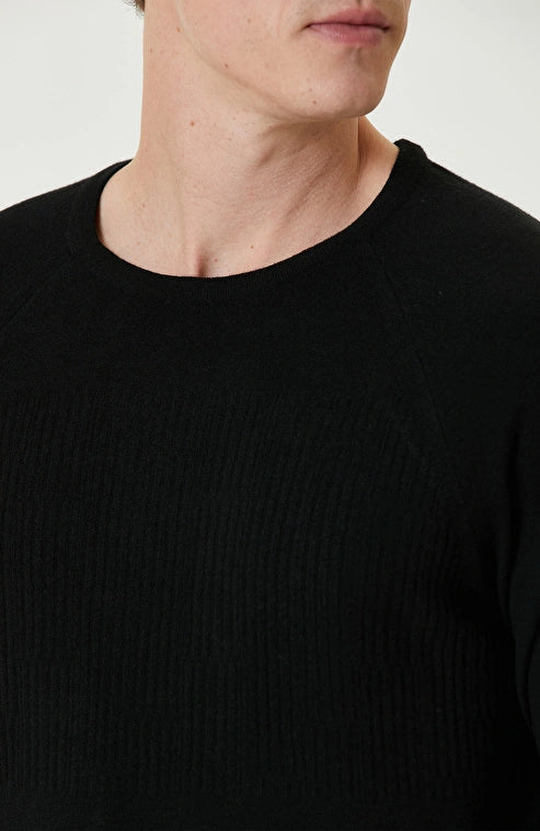 MEN'S sweater