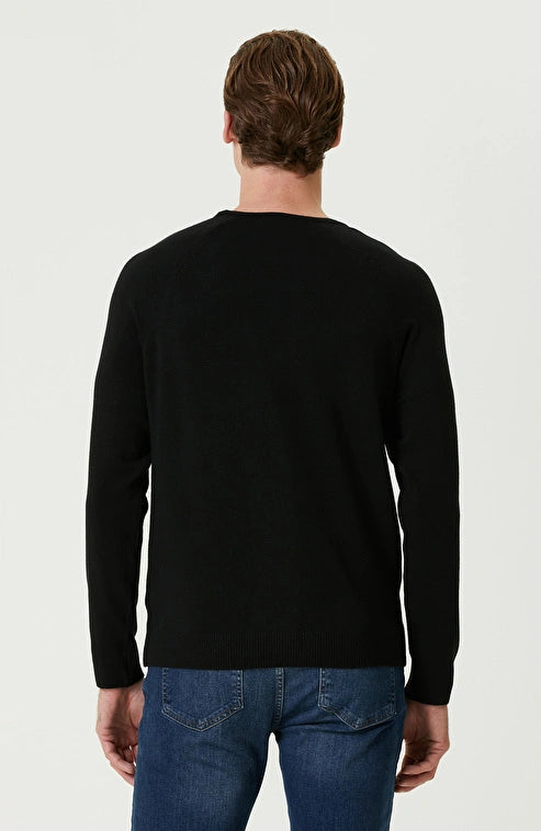 MEN'S sweater
