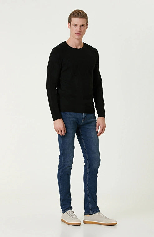 MEN'S sweater