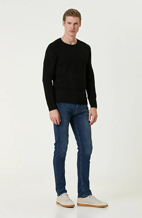 MEN'S sweater
