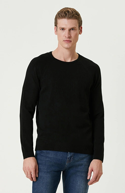 MEN'S sweater