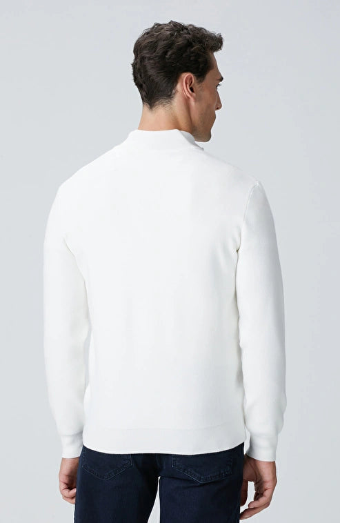 MEN'S Off-White Sweater