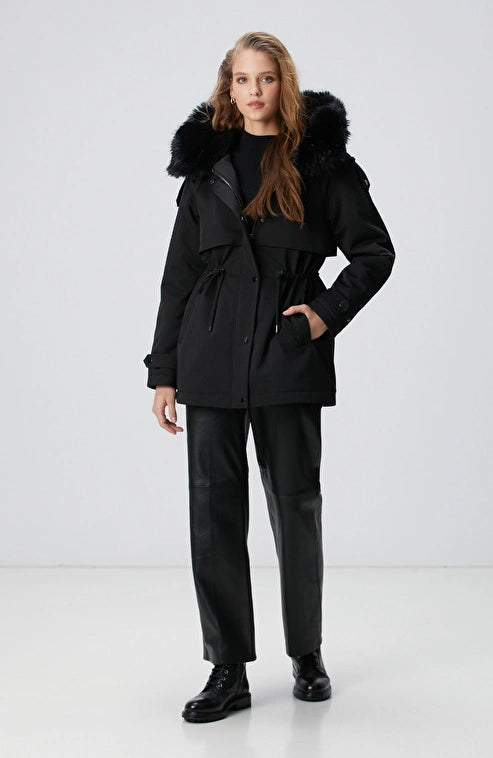 WOMEN'S Black Coat