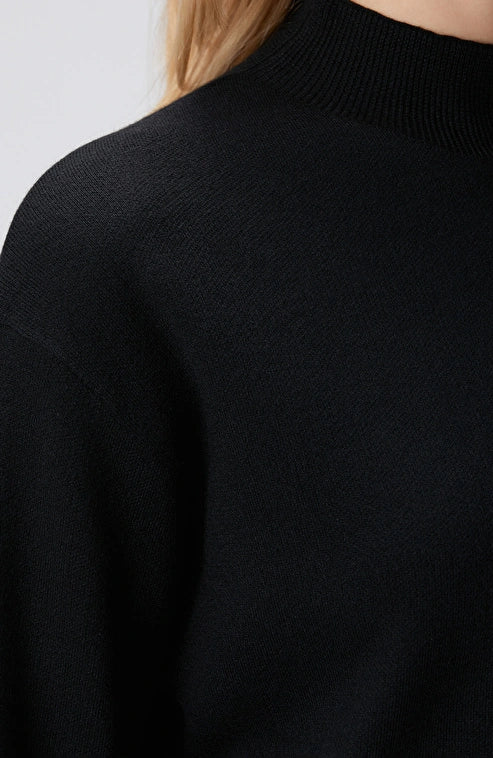 WOMEN'S Black Stand Collar Knitwear Sweater