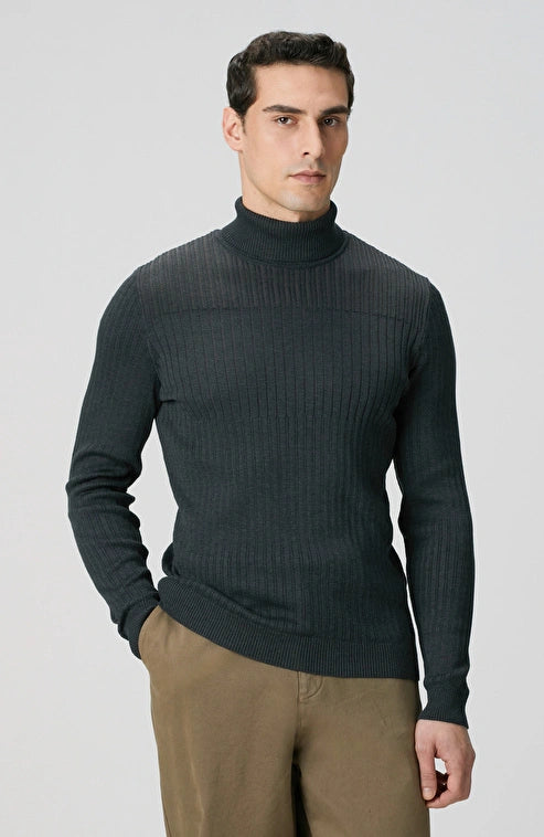 MEN'S Anthracite Turtleneck Knit Sweater
