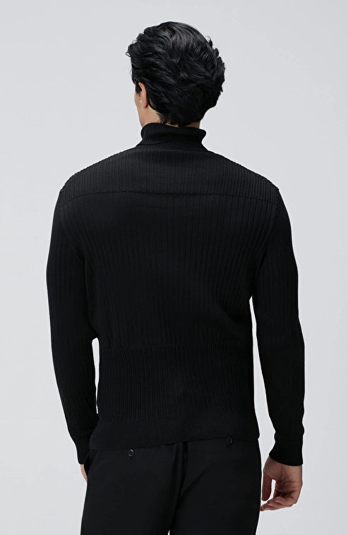 MEN'S Black Turtleneck Knit Sweater