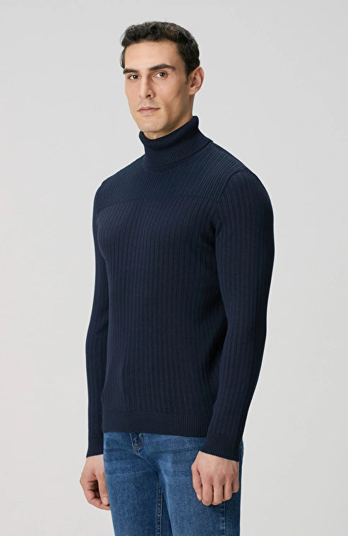 MEN'S Navy Blue Turtleneck Knit Sweater