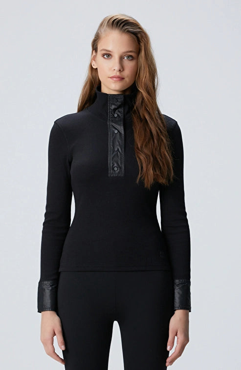 WOMEN'S N-Tech Black T-shirt