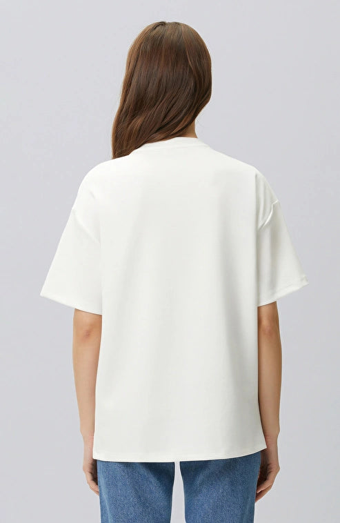 WOMEN'S Off-White T-shirt with Chain Detail Collar