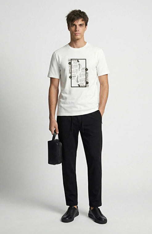 MEN'S White T-shirt with Seal Print Detail