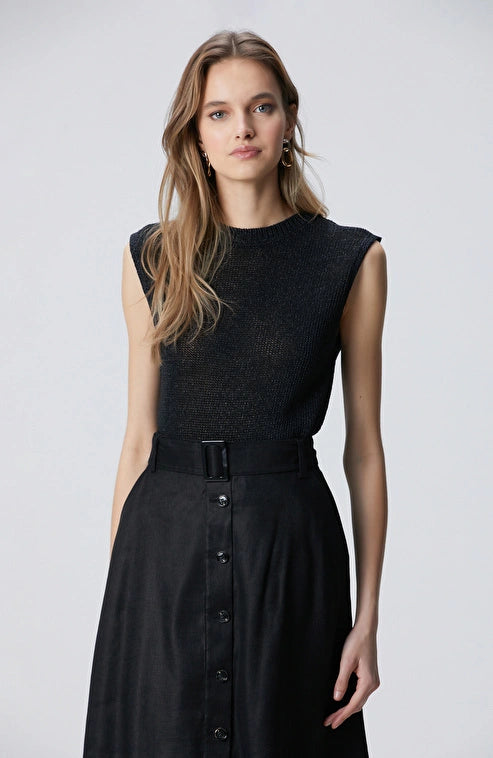 WOMEN'S Black Sleeveless Knit TOP