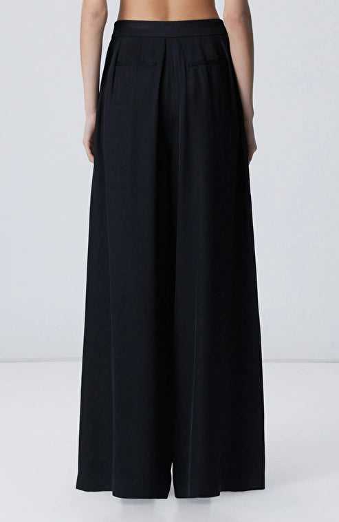 WOMEN'S Black Pleated Linen Blend Trousers