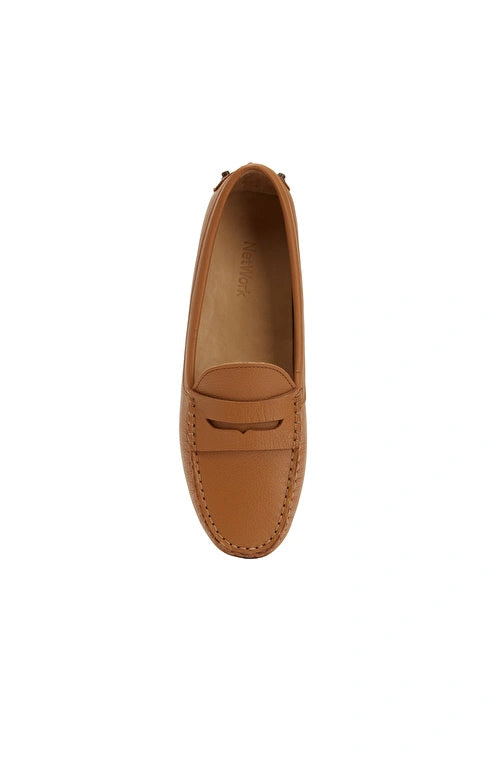 WOMEN'S Caramel Leather Loafers