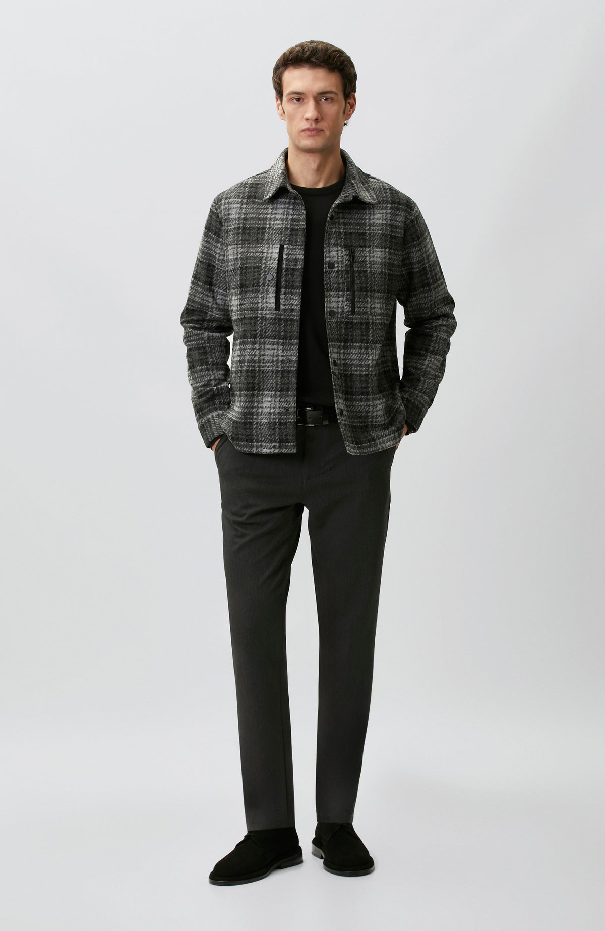 MEN'S Black Basic Knit Sweater