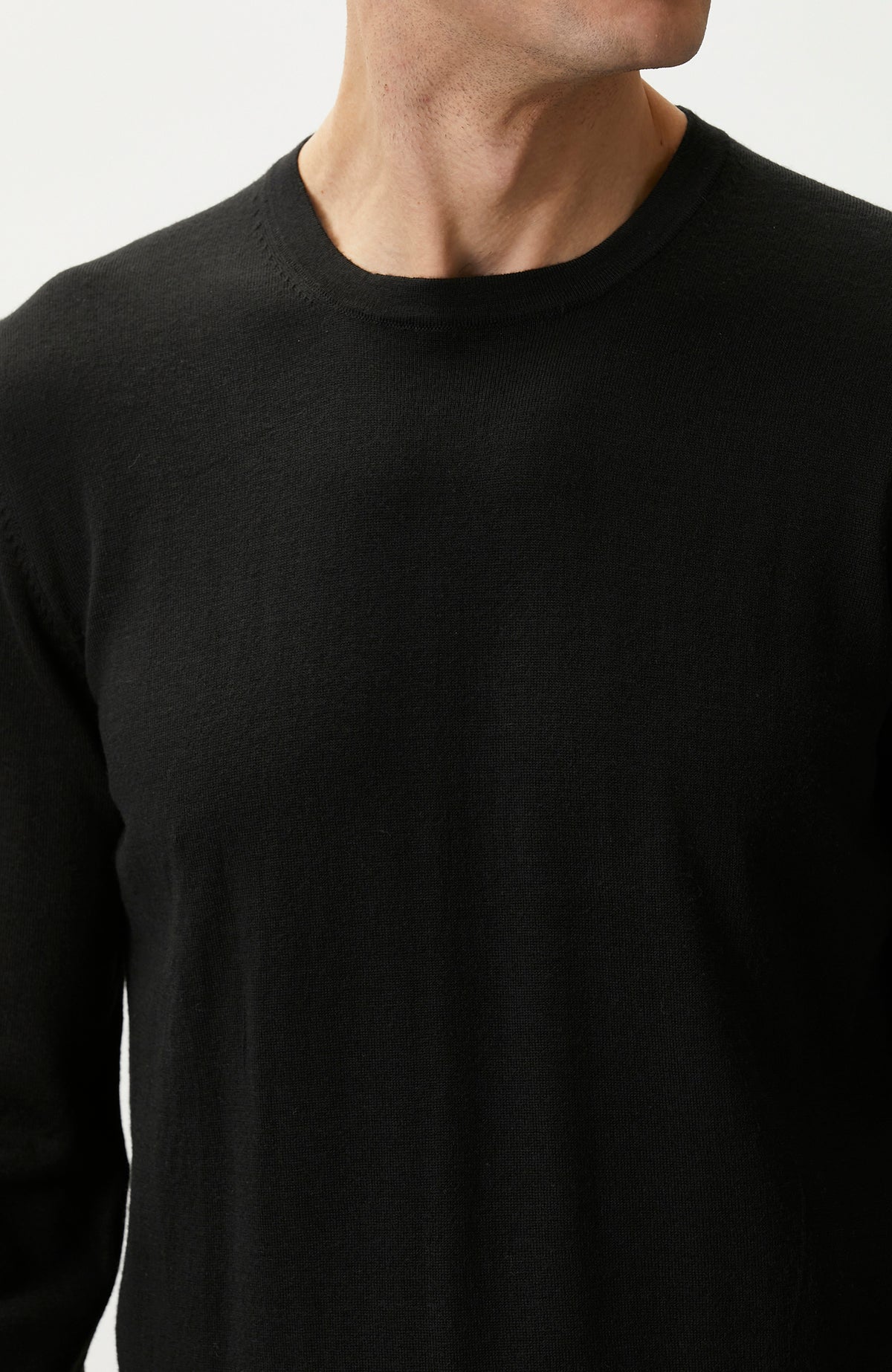 MEN'S Black Wool Blend Knit Sweater