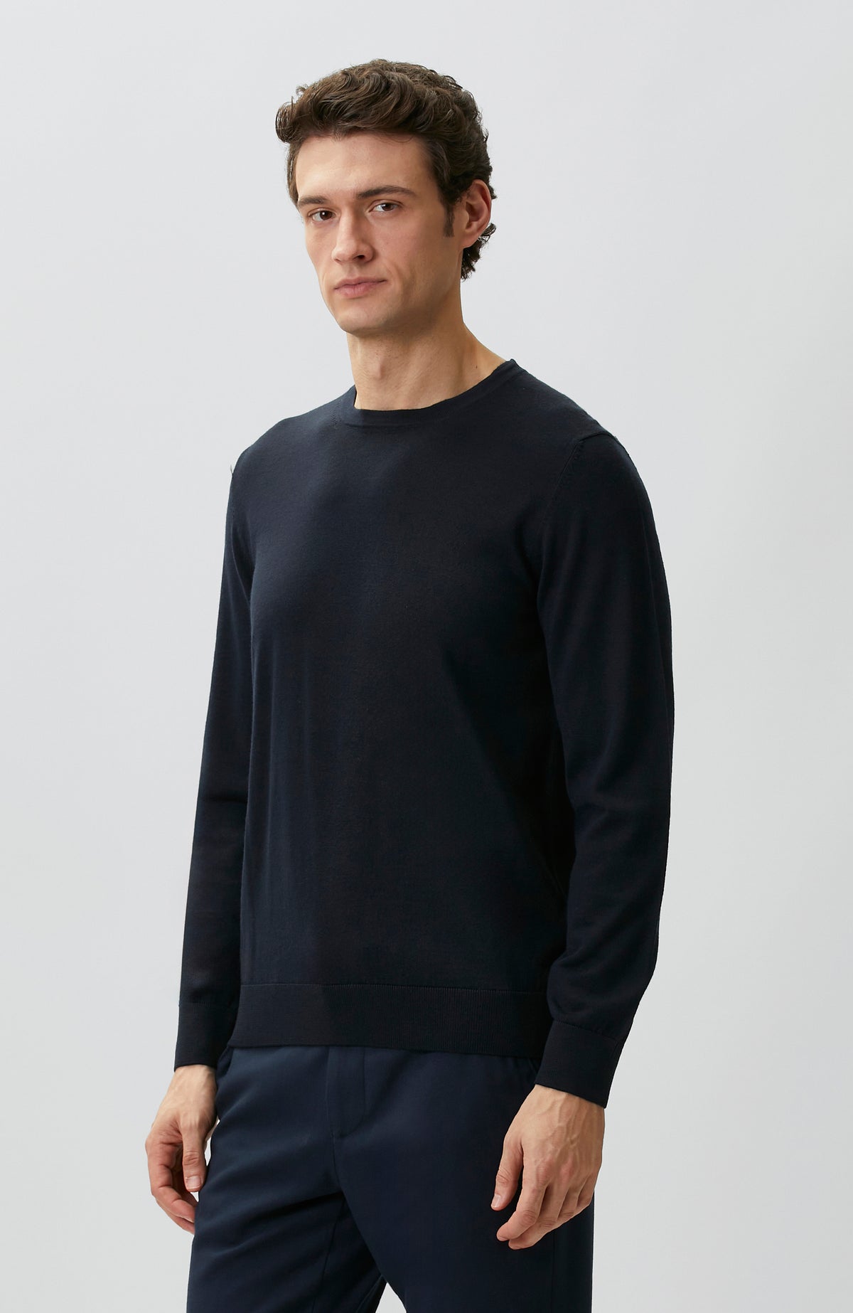MEN'S Navy Blue Wool Blend Knit Sweater