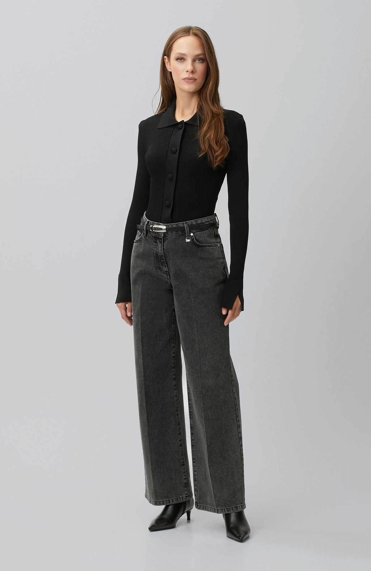 WOMEN'S Black Sleeve End Slit Detailed Cardigan