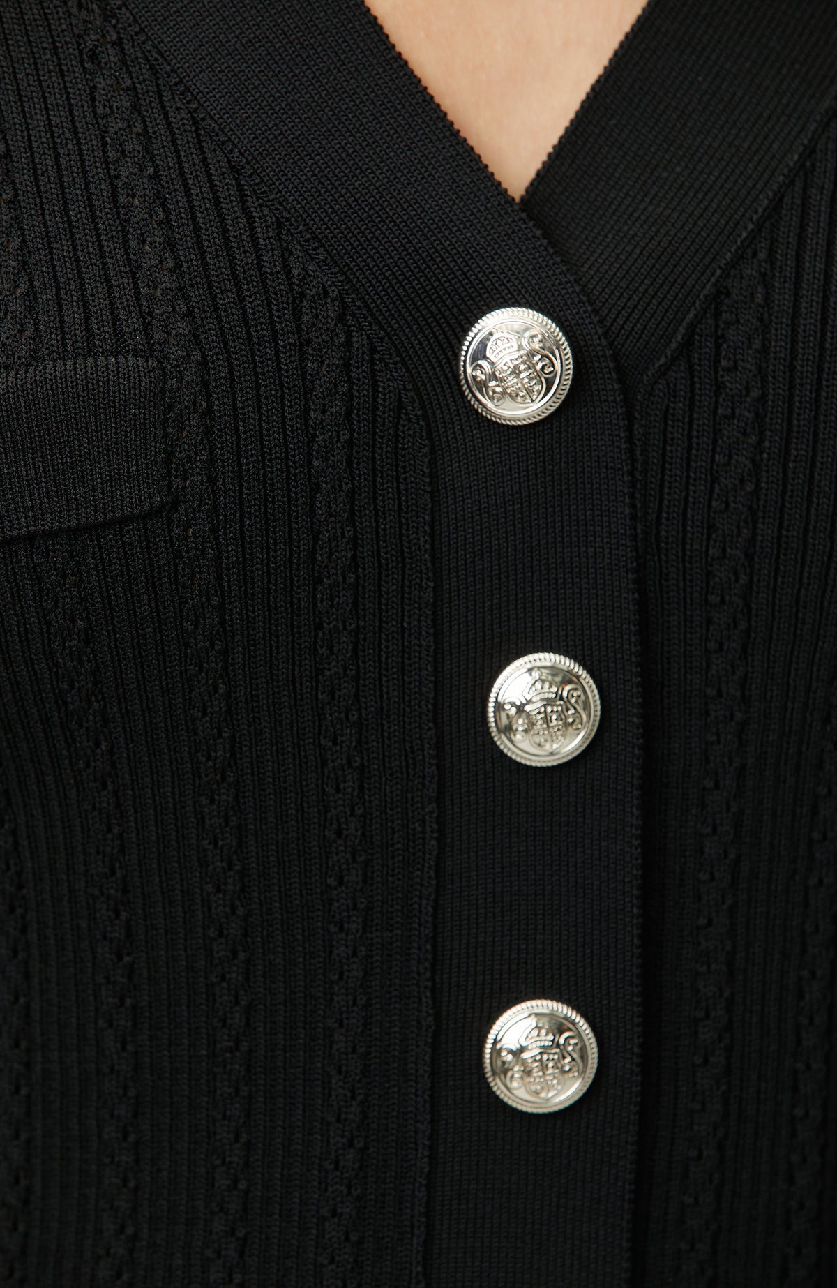 WOMEN'S Black Crop Form Cardigan