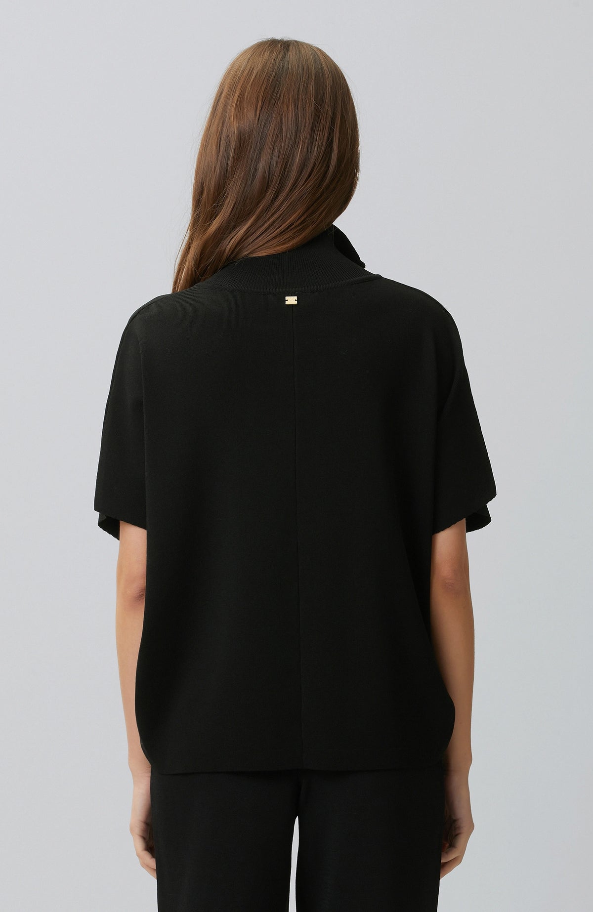 WOMEN'S LOOSE FIT BASIC KNITTED SWEATER