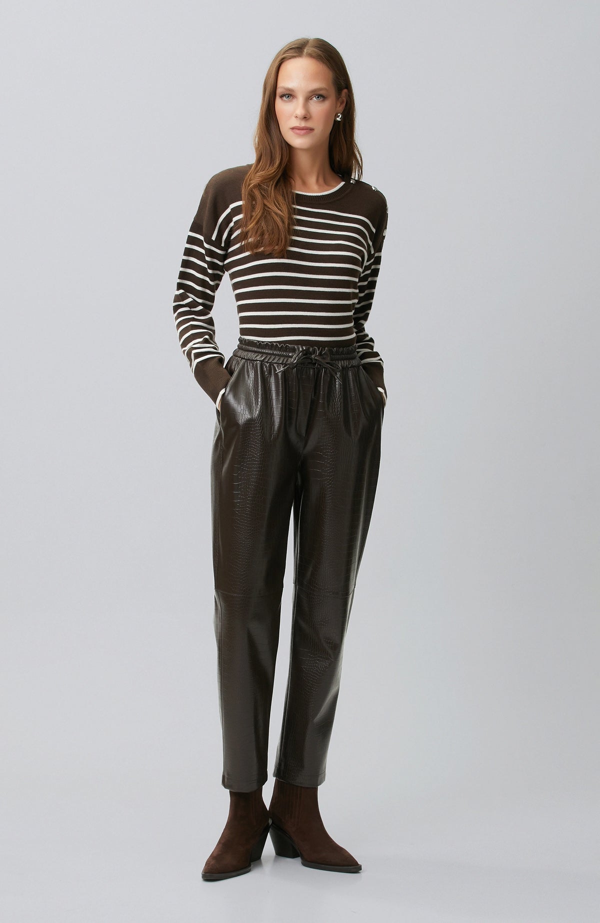 WOMEN'S Wool Striped Shoulder Button Detail