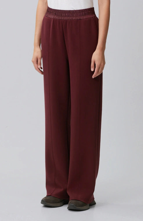 WOMEN'S Modal Blend Tracksuit