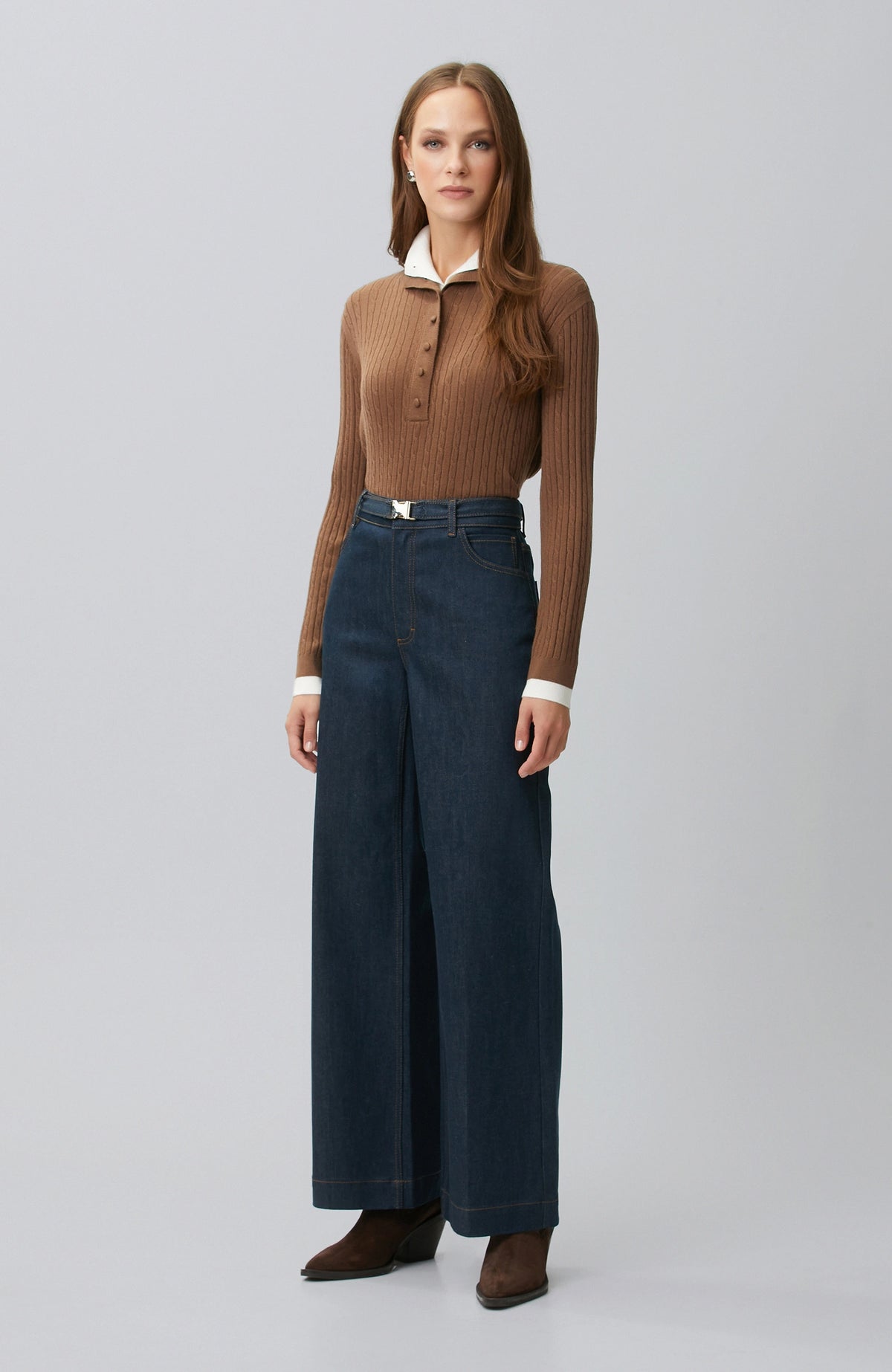 WOMEN'S Denim Pants with Ironed Grip and Buckle Belt Detail