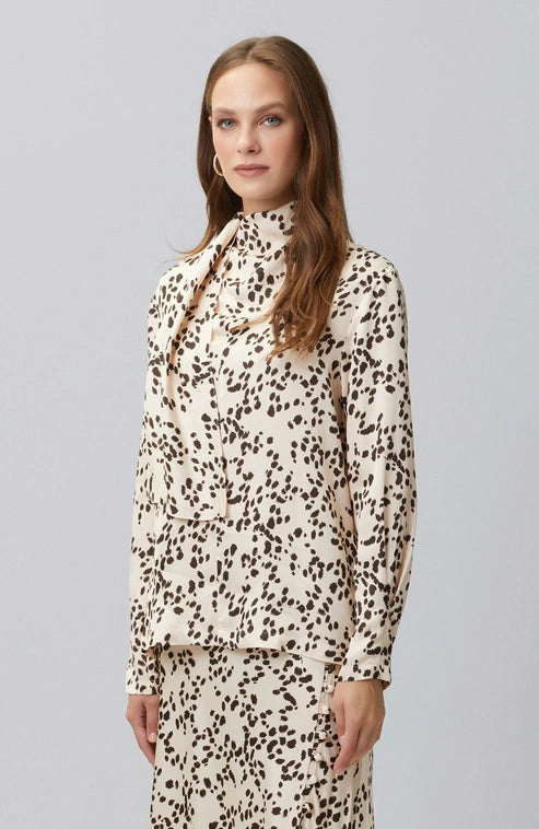 WOMEN'S Shawl Collar Patterned Blouse
