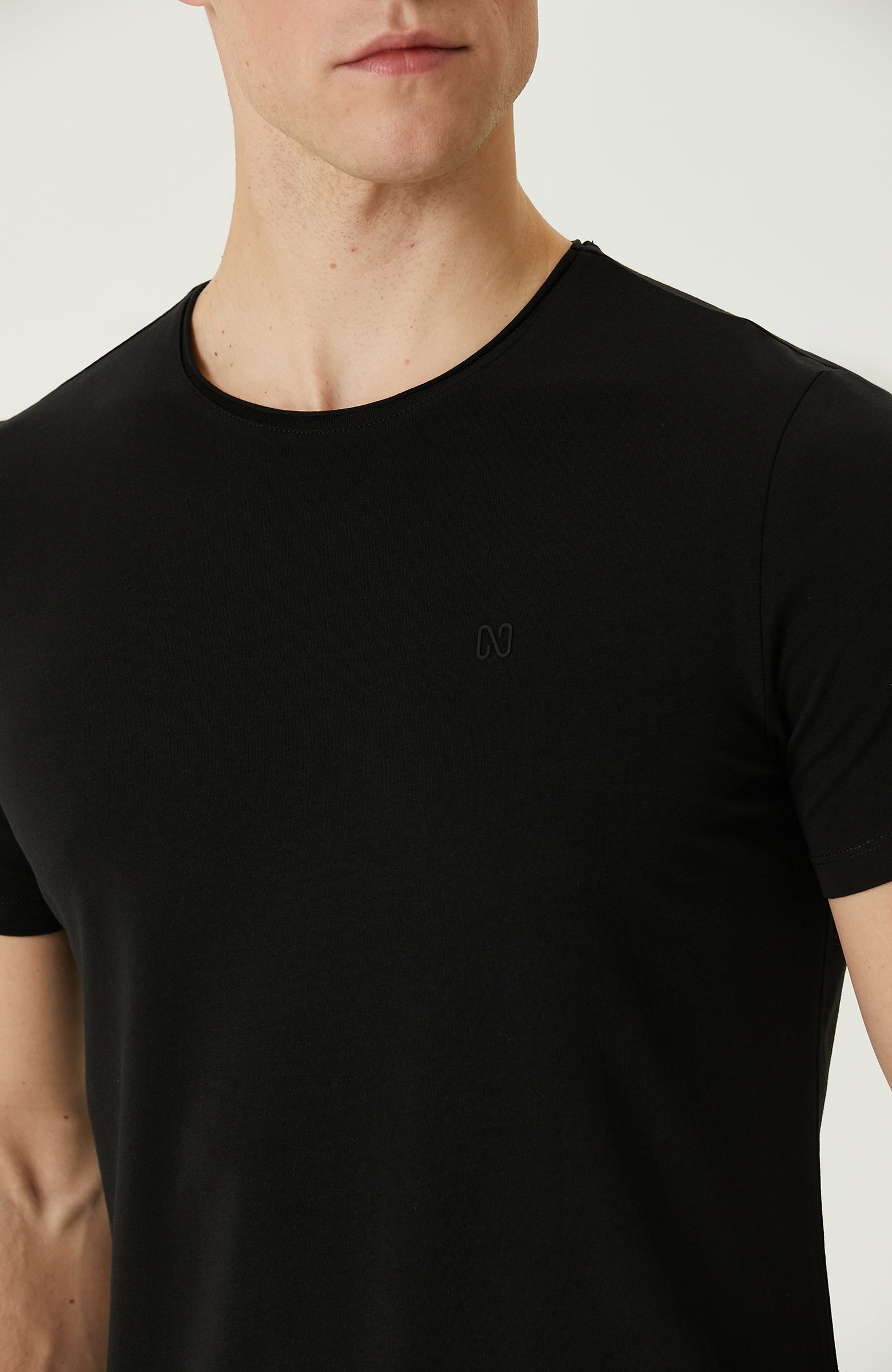 MEN'S TSHIRT