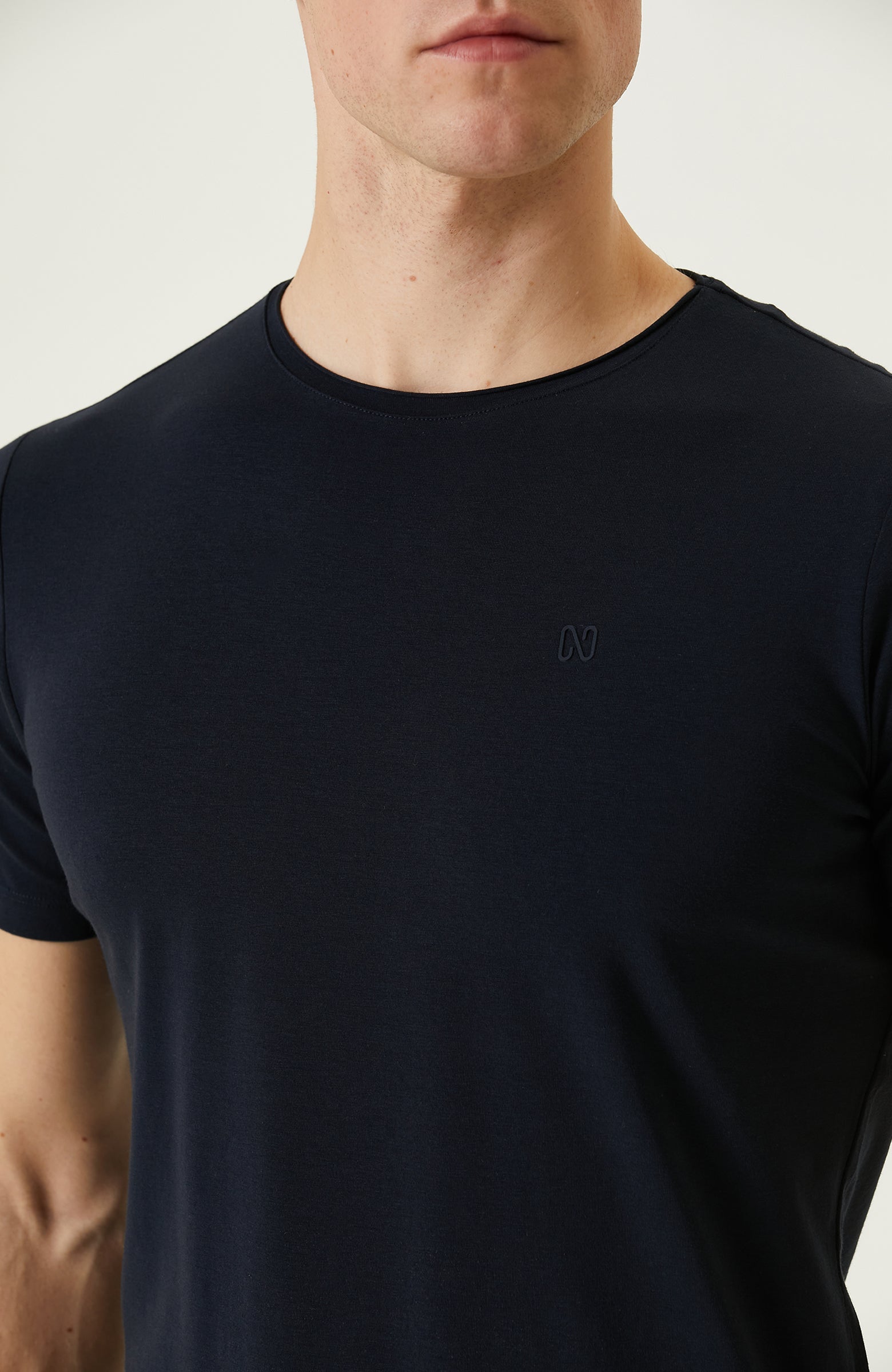 MEN'S TSHIRT