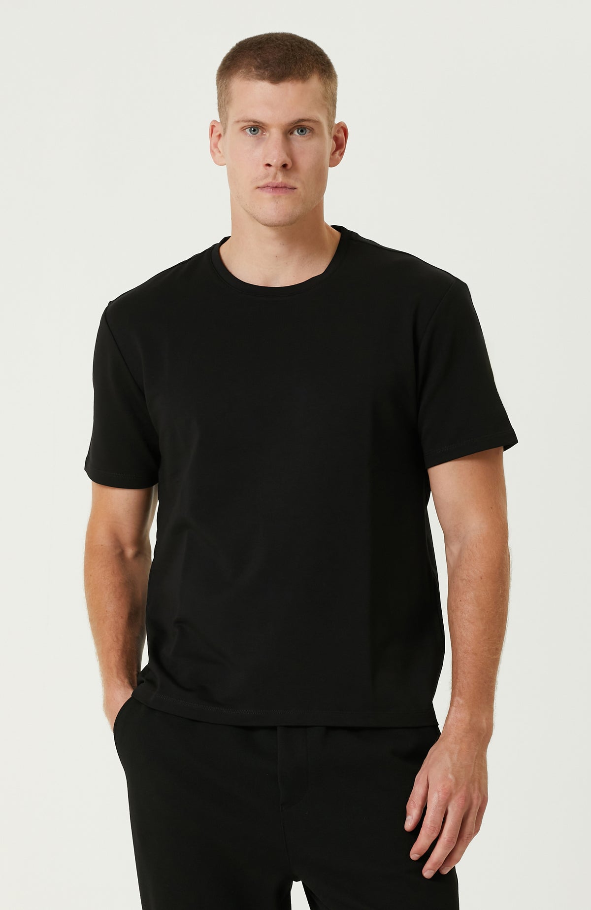 MEN'S N-Tech Black Basic T-Shirt