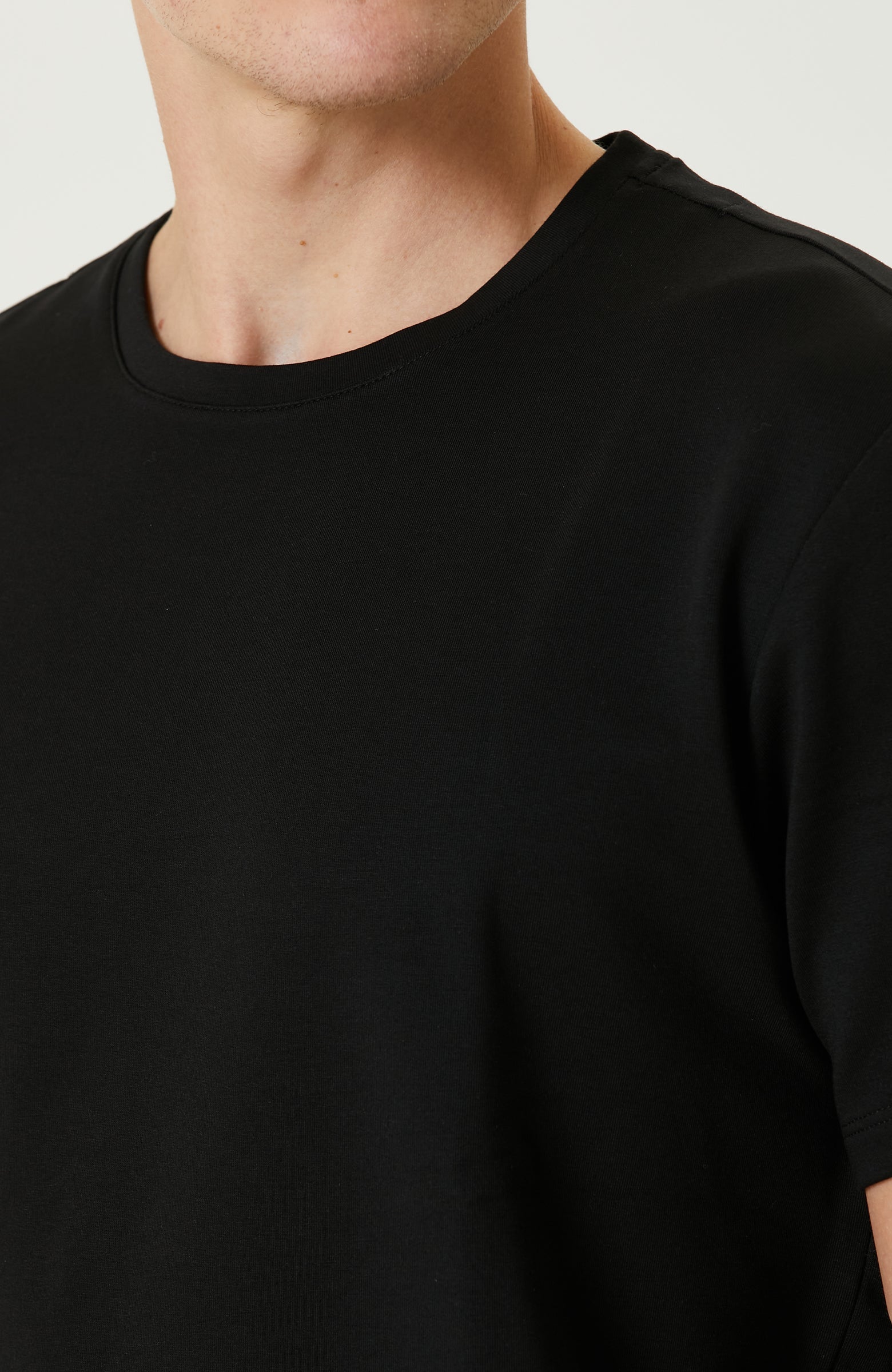 MEN'S N-Tech Black Basic T-Shirt