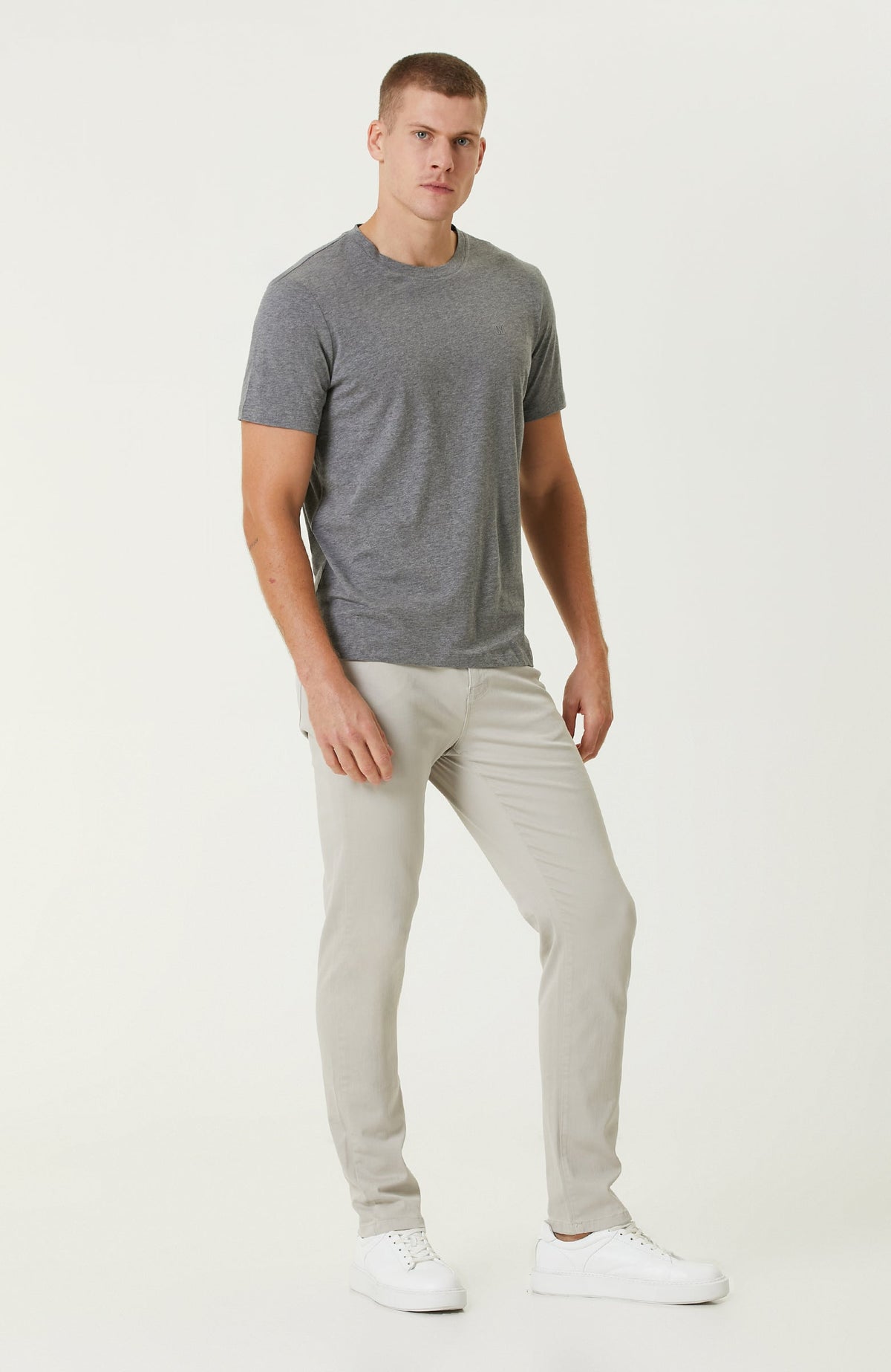 MEN'S TSHIRT