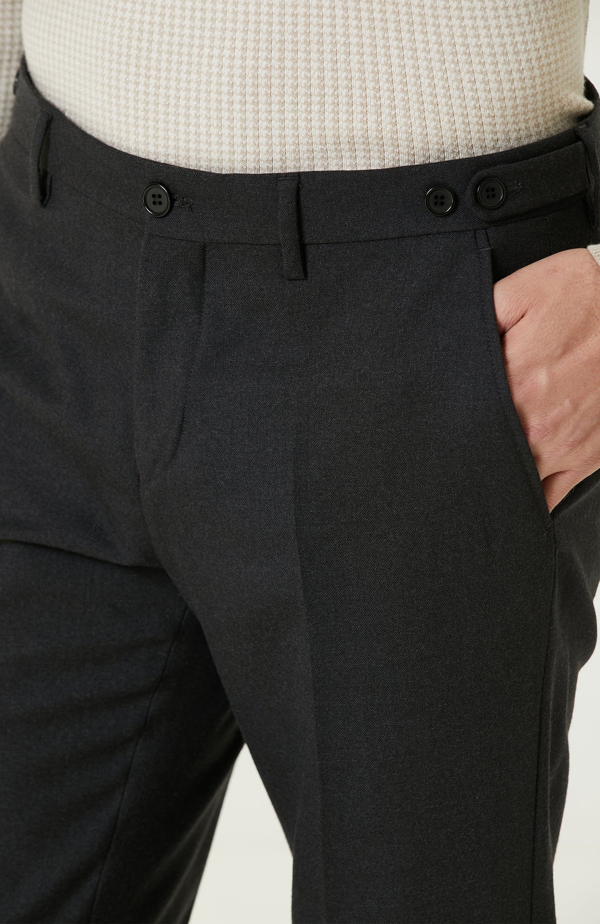 MEN'S TROUSERS