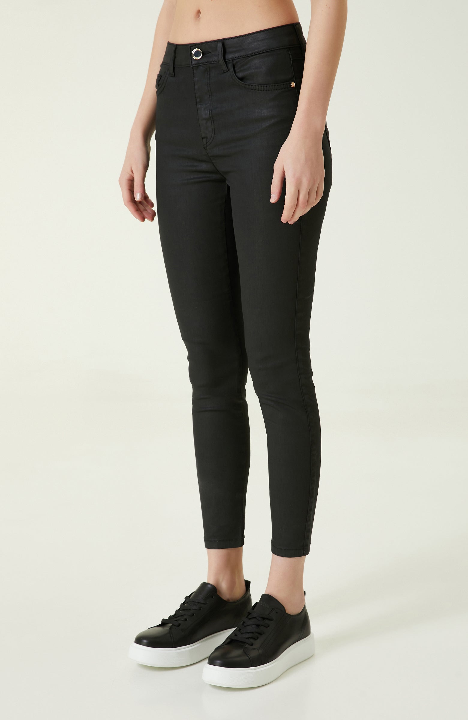 WOMEN'S Black Denim Pants