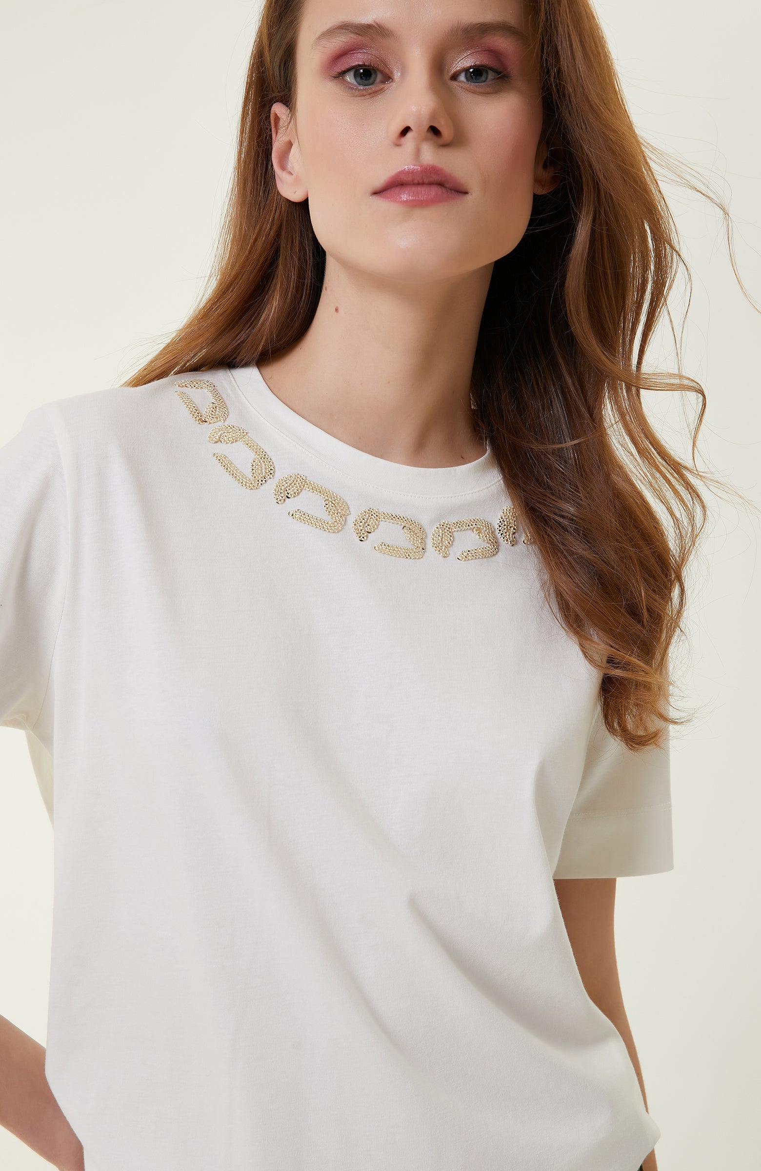 WOMEN'S TSHIRT