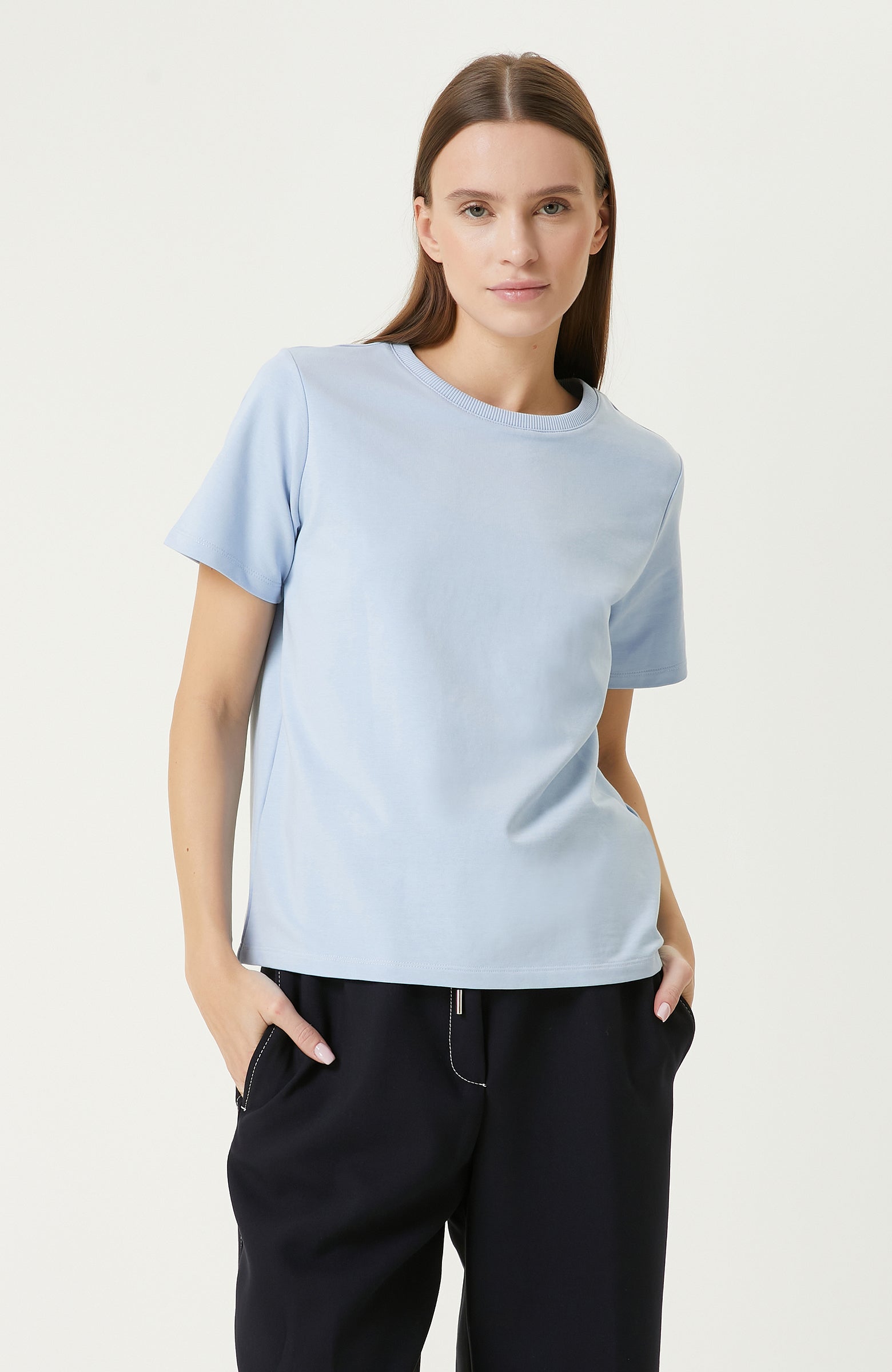 WOMEN'S TSHIRT