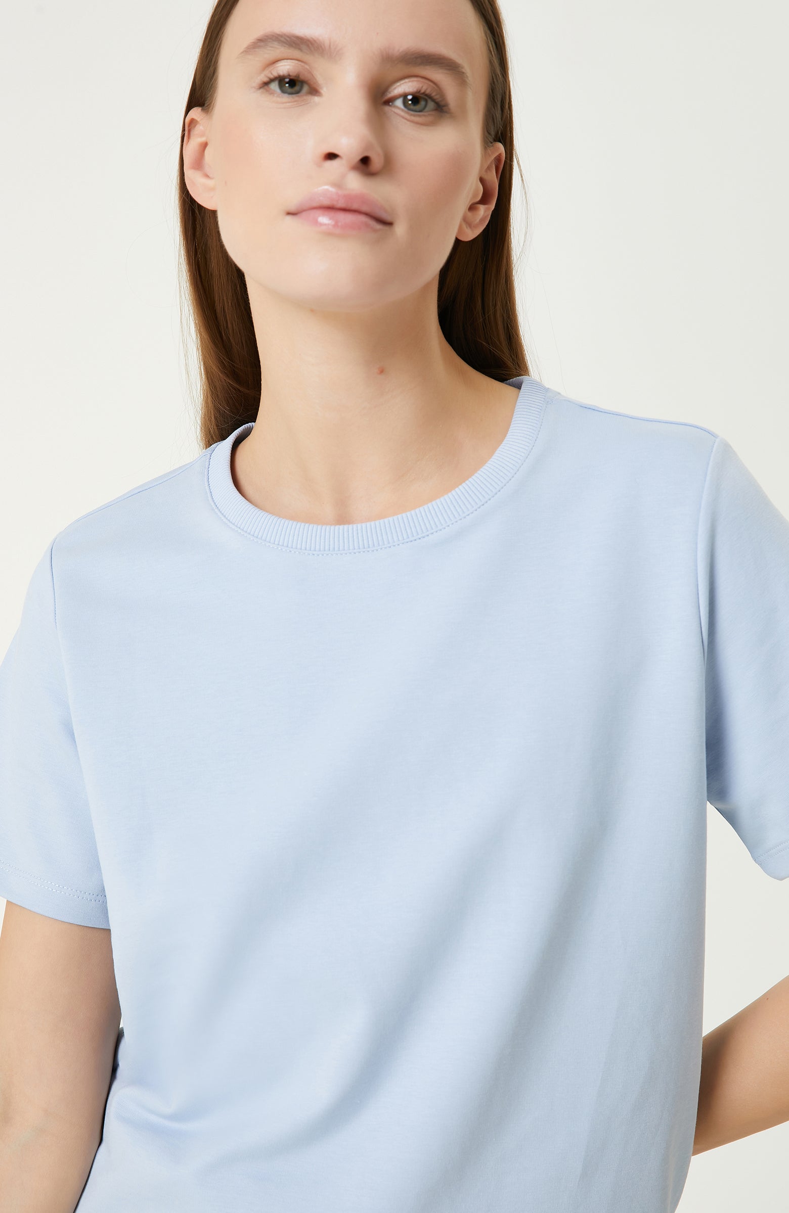 WOMEN'S TSHIRT