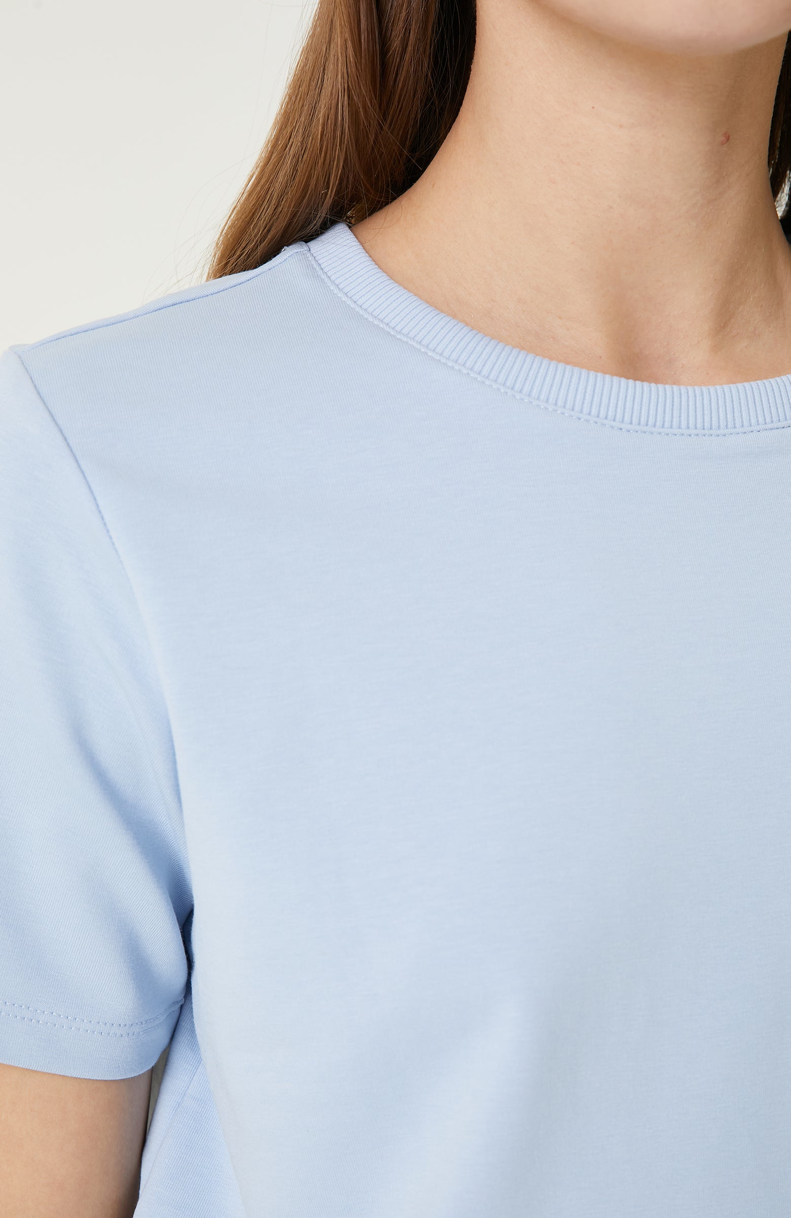 WOMEN'S TSHIRT