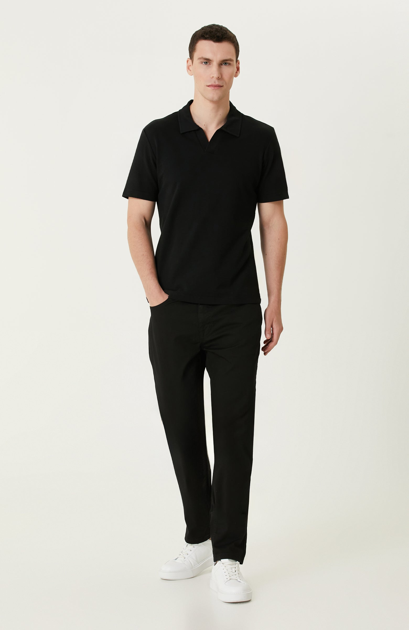 MEN'S BLACK POLO T-SHIRT