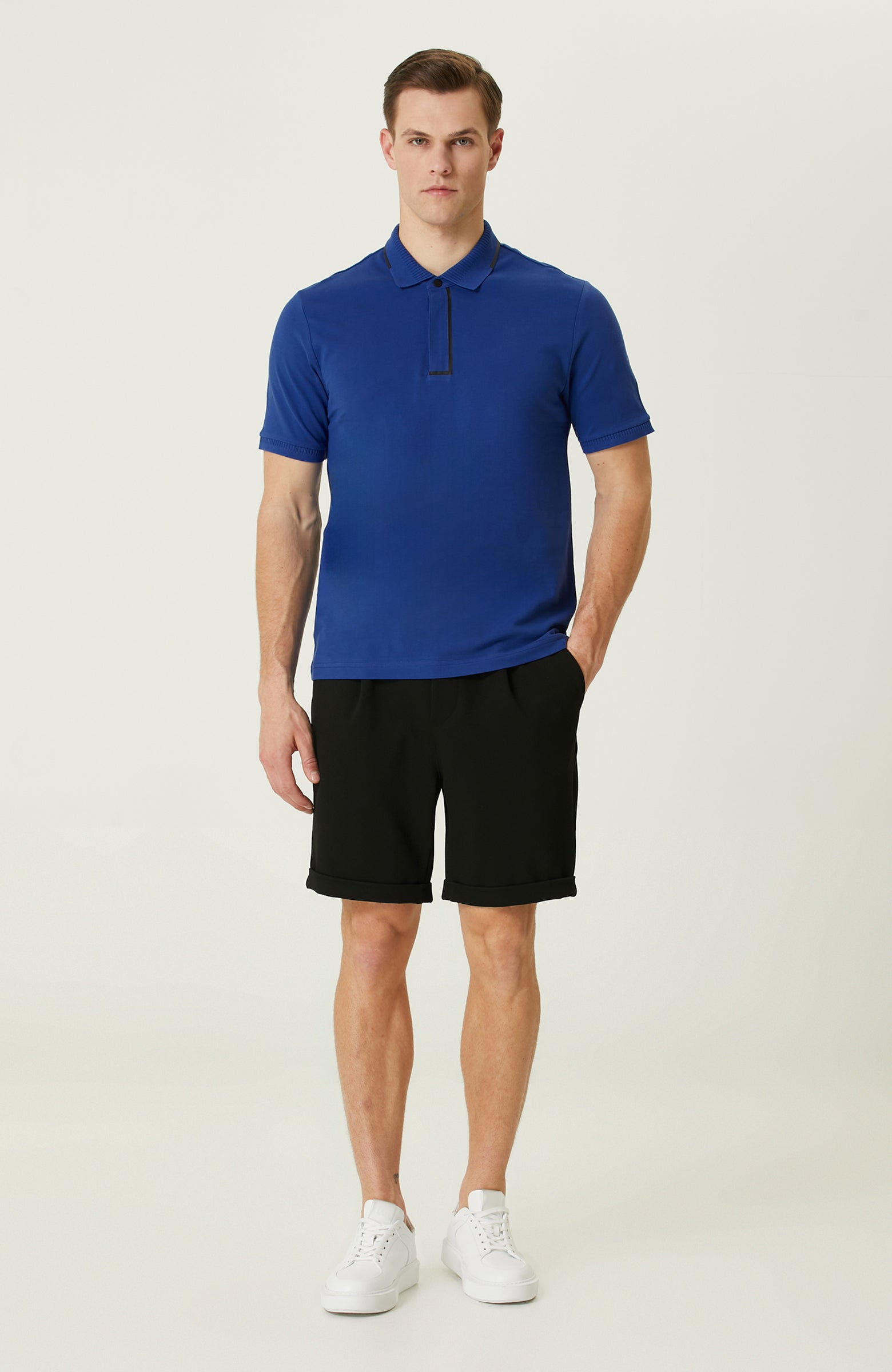 MEN'S TSHIRT