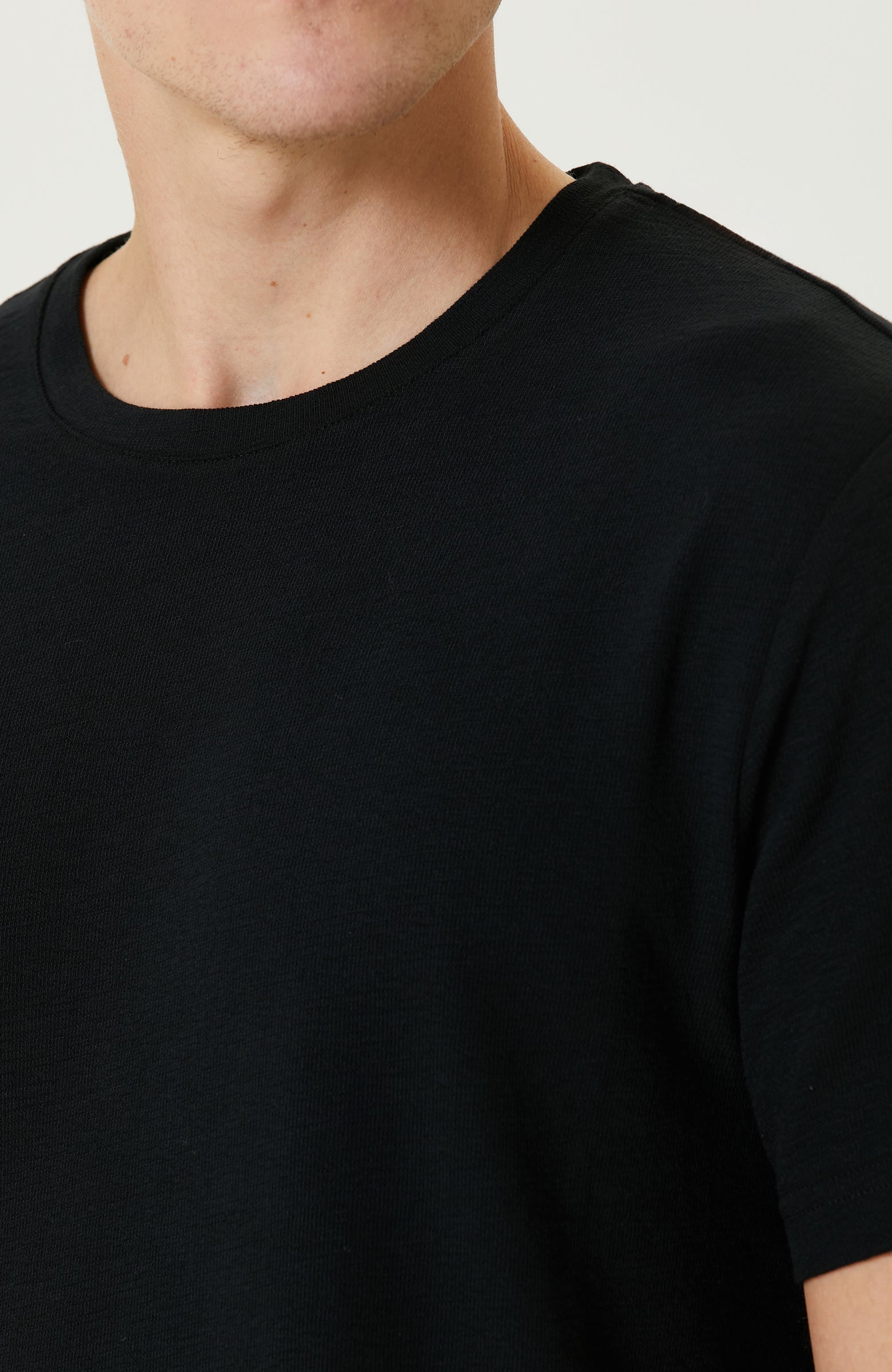 MEN'S TSHIRT