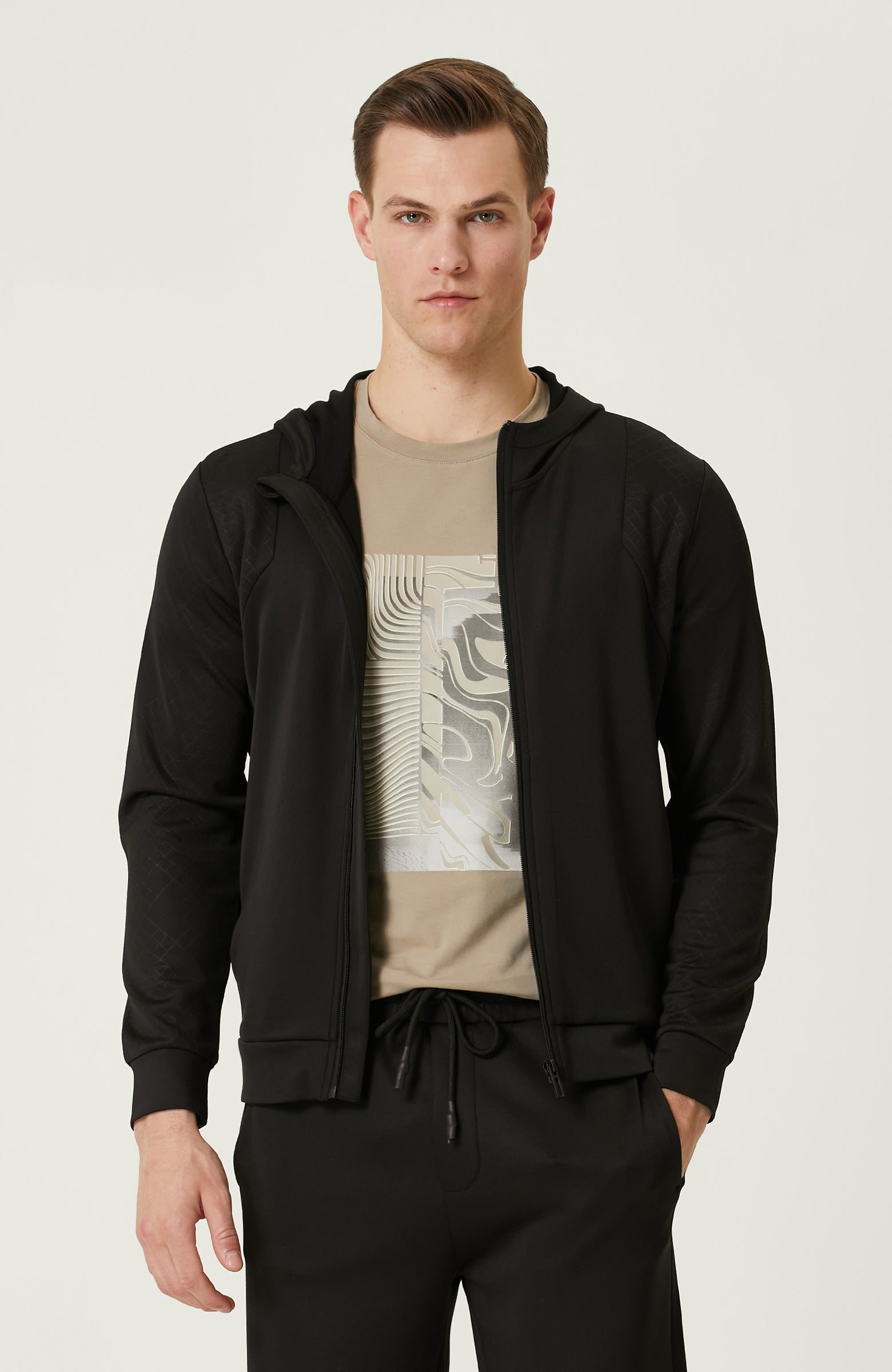 MEN'S SWEATSHIRT