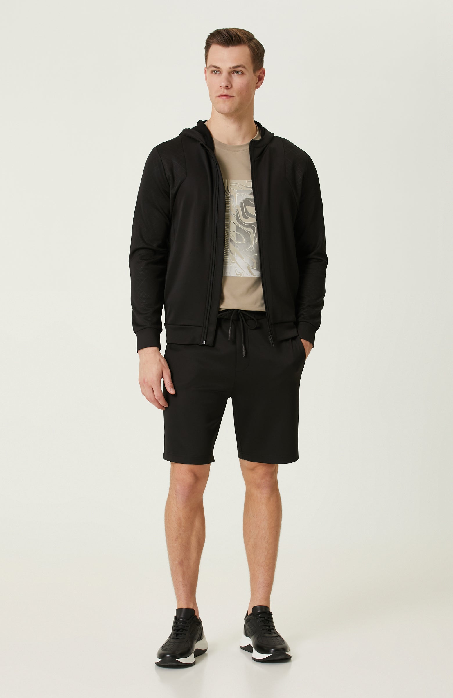 MEN'S SWEATSHIRT