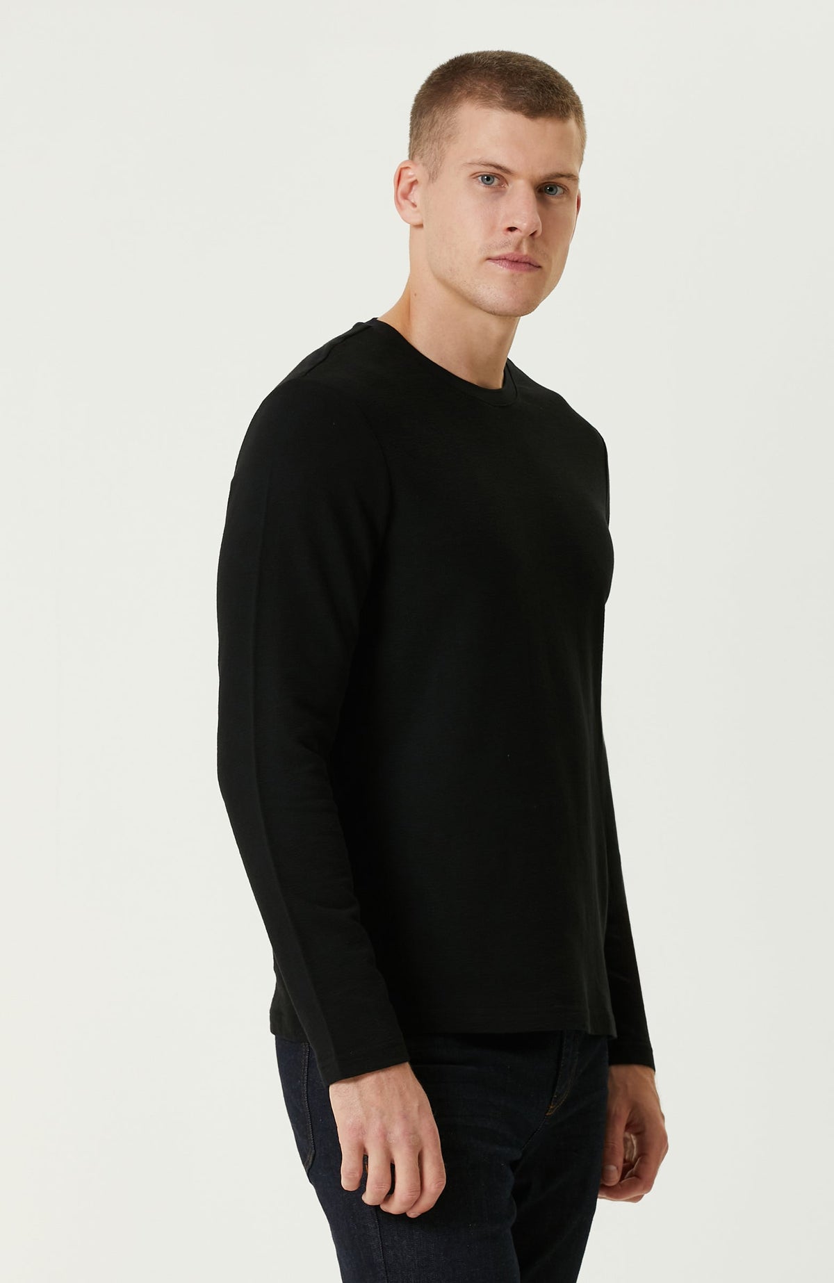 MEN'S TSHIRT
