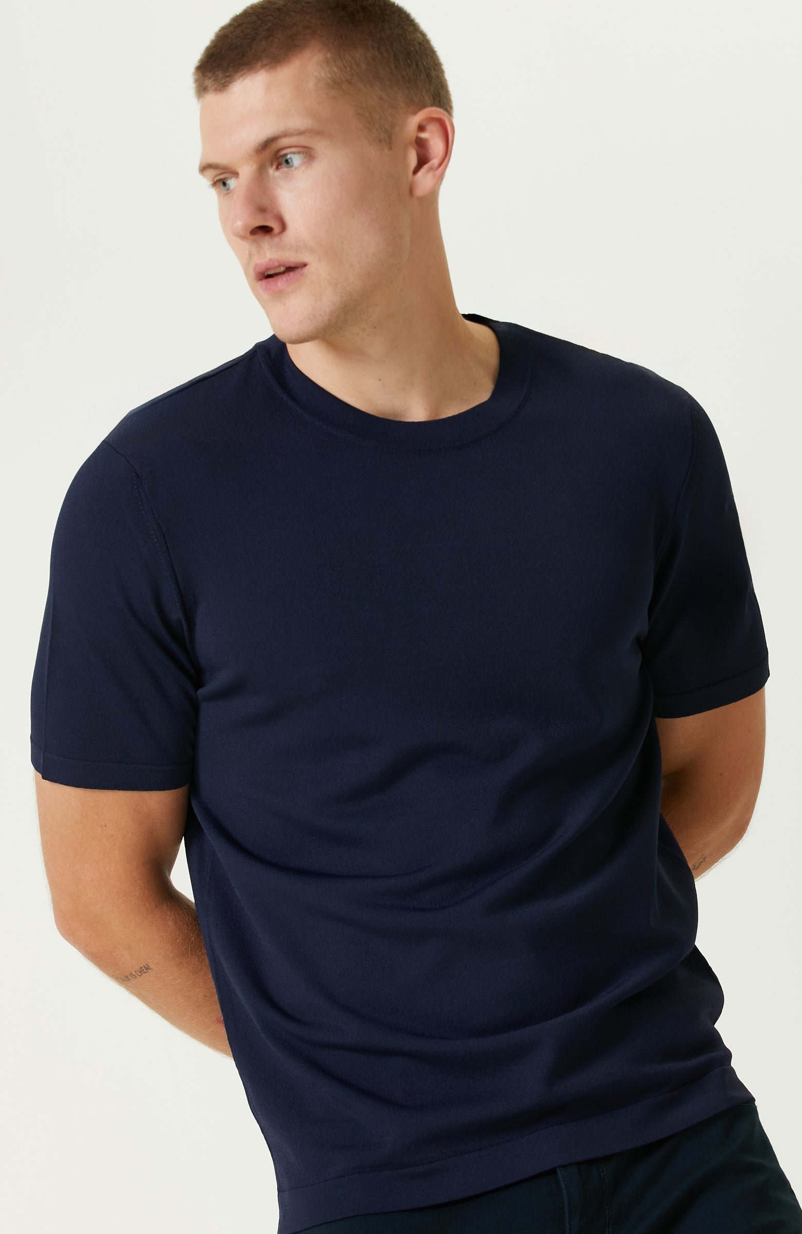 MEN'S Navy Blue Basic Sweater