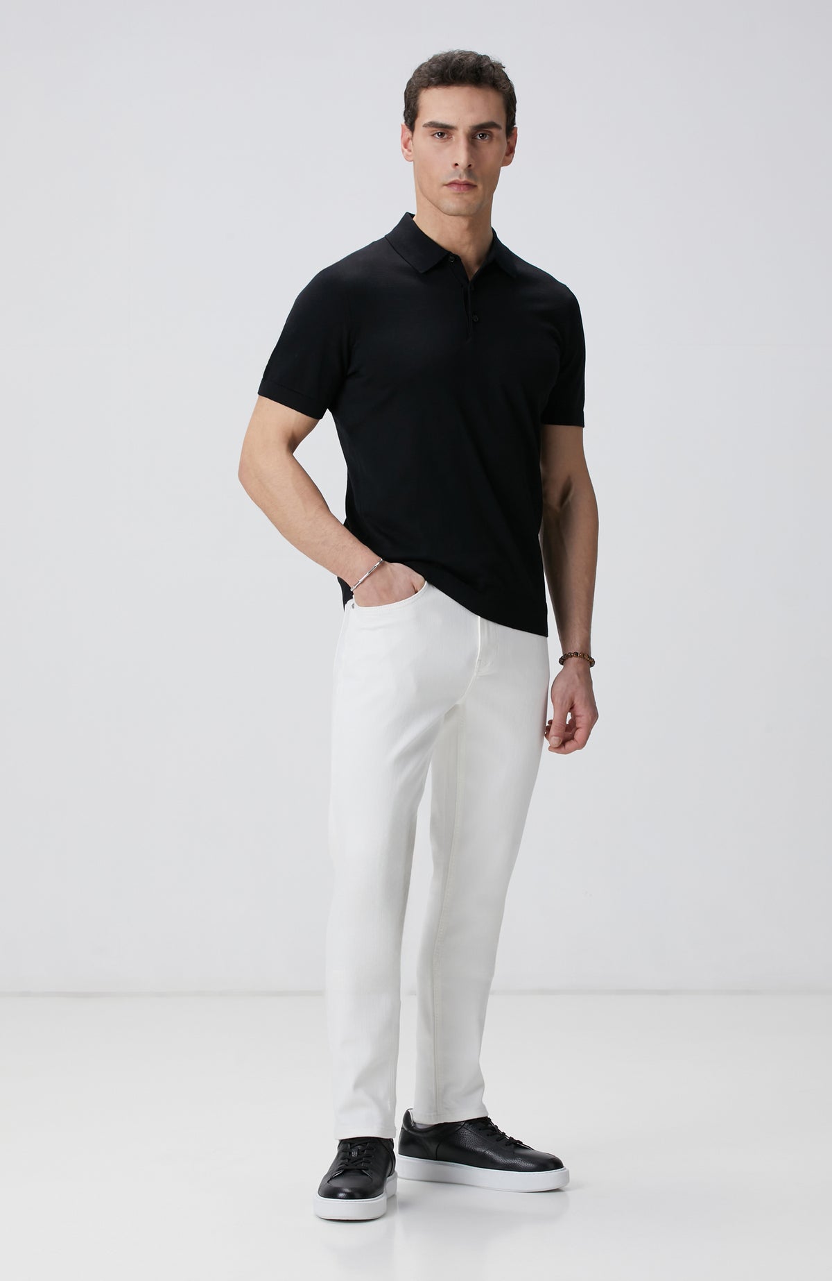MEN'S Black Knit Sweater