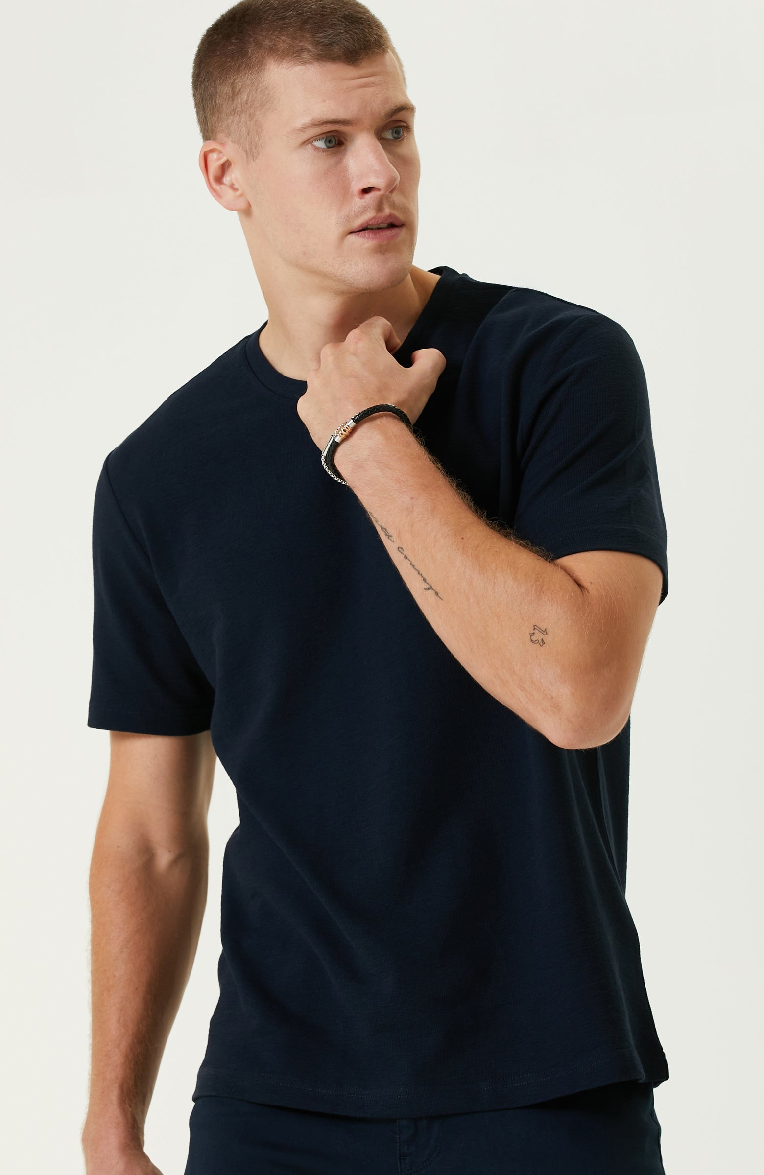 MEN'S TSHIRT